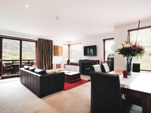 Elevation Apartments0