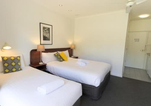 Standard Suite