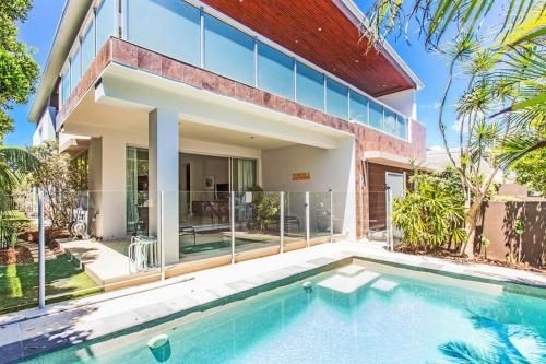 Malibu Beach House (Malibu Beach House @ Corporate Boardies)0
