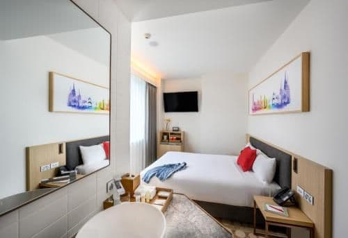 Superior Queen Room