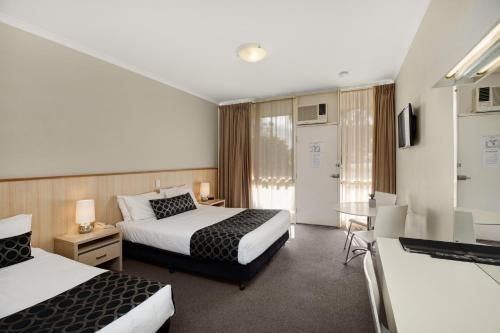 Adelaide Road Motor Lodge1