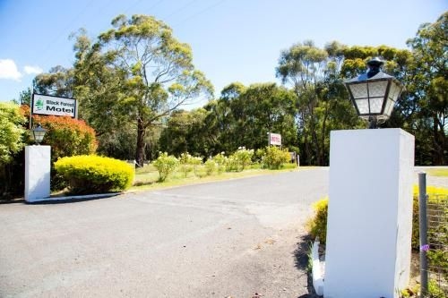 Macedon Black Forest Motel4
