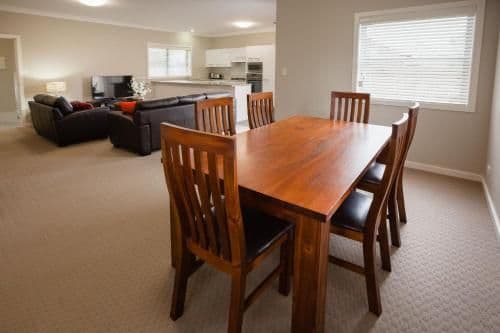 Deluxe Two-Bedroom Apartment with Two Bathrooms