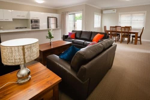 Deluxe Two-Bedroom Apartment with Two Bathrooms