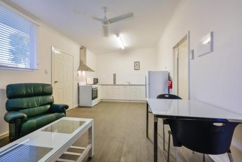 Getaway Villas Unit 38-11 - 1 Bedroom Self-Contained Accommodation4