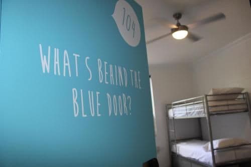 Bed in 6-Bed Female Dormitory Room with Private Bathroom
