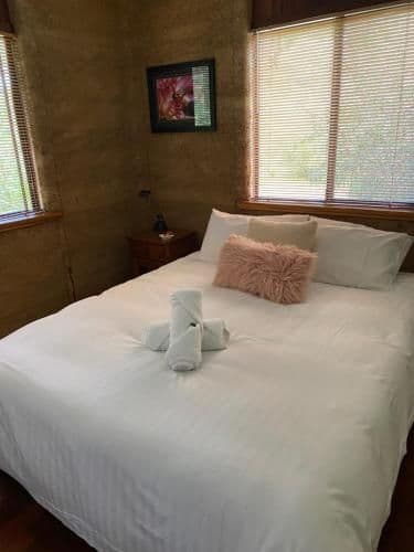 Red Robin Two-Bedroom Cottage