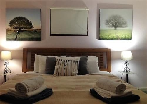 One-Bedroom Cottage with Private Hot Tub - Texada