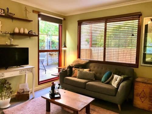 One-Bedroom Cottage with Private Hot Tub - Texada