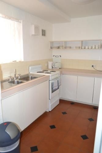 Cottesloe Beach Chalets3
