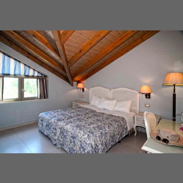 Double or Twin DUPLEX