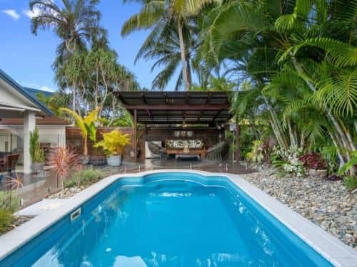 COCONUT BLUE FRONT AT PALM COVE COCONUT BLUE FRONT AT PALM COVE