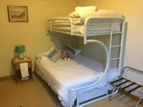 Economy Triple Room with Shared Bathroom