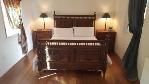 Double Room with Patio and Shared Bathroom