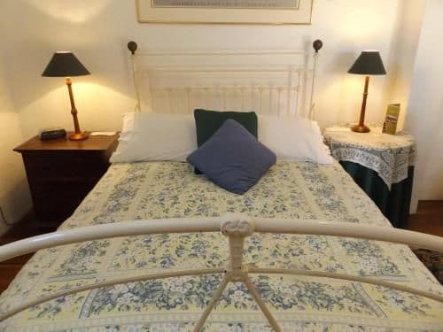 Double Room with Patio and Shared Bathroom