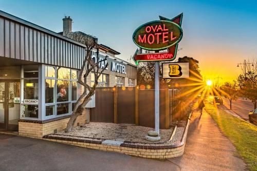 Bendigo Oval Motel0
