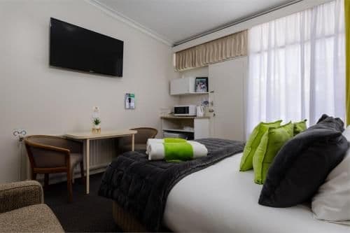 Queen Room