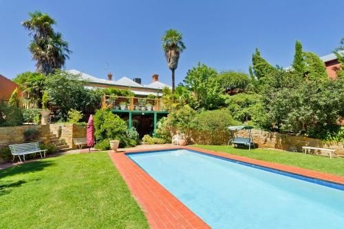 Corvah House0