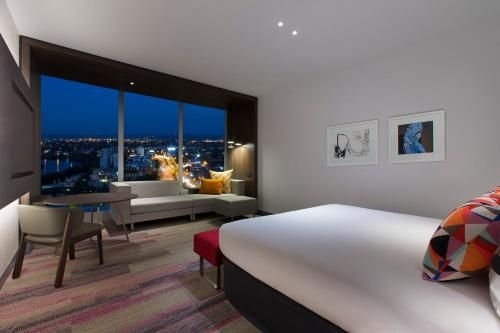 Aloft Perth0