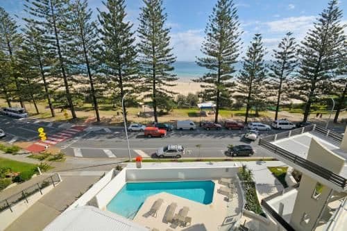 Superior Three-Bedroom Apartment with Ocean View