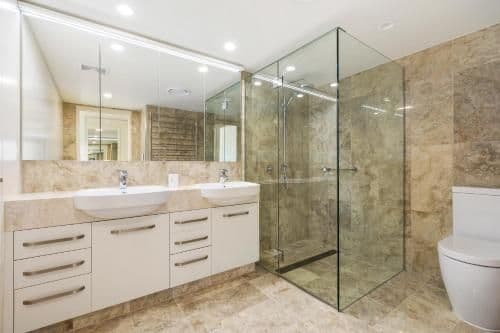 Superior Three-Bedroom Three-Bathroom Apartment with Ocean View