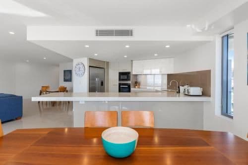 Deluxe Three-Bedroom Apartment with Ocean View
