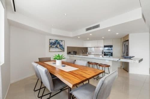 Superior Three-Bedroom Apartment with Ocean View