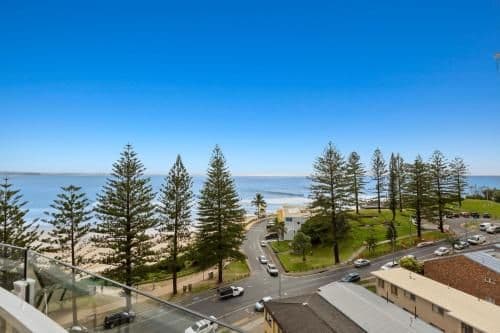 Superior Three-Bedroom Apartment with Ocean View