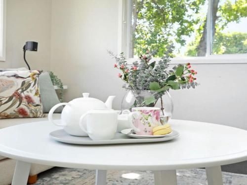 That Pink House! - comfortable home away from home (That Pink House! - Comfortable Home Away From Home)2