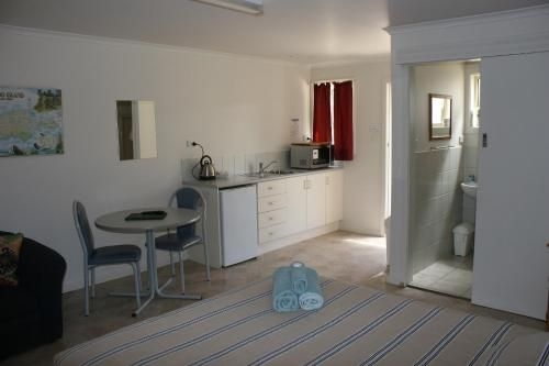 Kangaroo Island Coastal Villas3