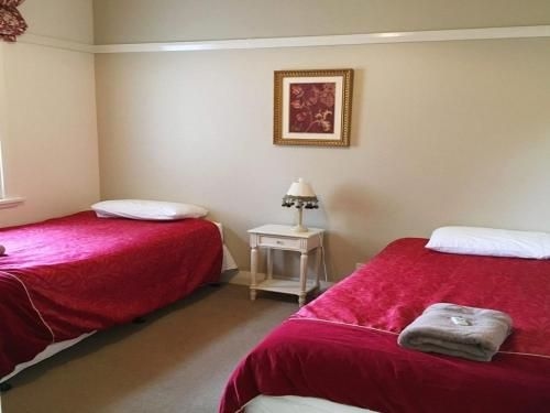 Robin Hill Manor - rambling retreat & tennis court (Robin Hill Manor - Rambling Retreat & Tennis Court)4