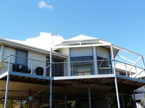 Waterline Holiday Home2