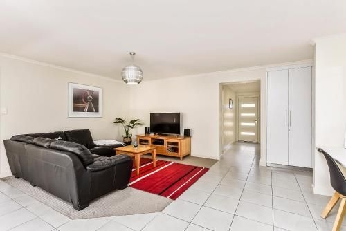 City Fringe Apartment4