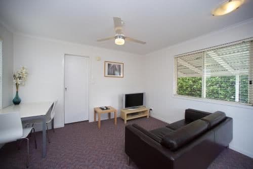 One-Bedroom Cabin - The Cottage