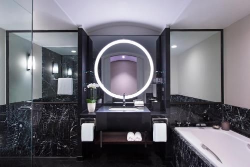 Sheraton Grand Sydney Hyde Park2