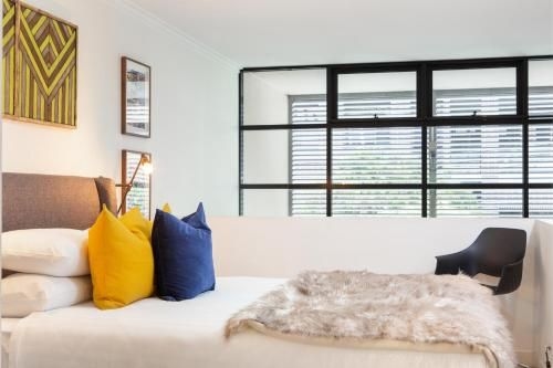Elegant Loft Perfect for Inner City Explorers4