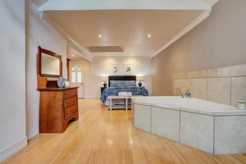Deluxe Villa - Gardener's Cottage