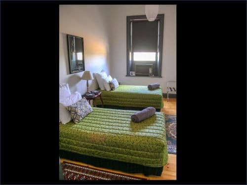 Budget Twin Room with Shared Bathroom