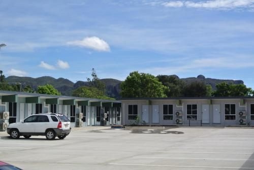 Dooley's Tavern & Motel Springsure4