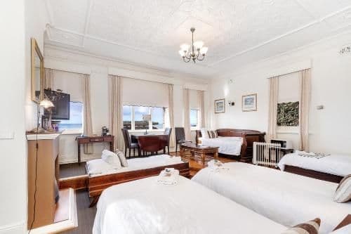 Deluxe Family Suite