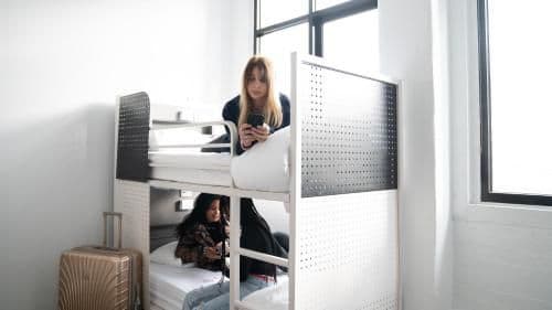 Bed in 16-Bed Mixed Dormitory Room with Private Bathroom
