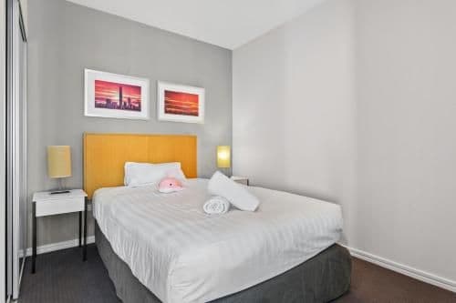 Three bedroom, two bathroom level 31 ocean view