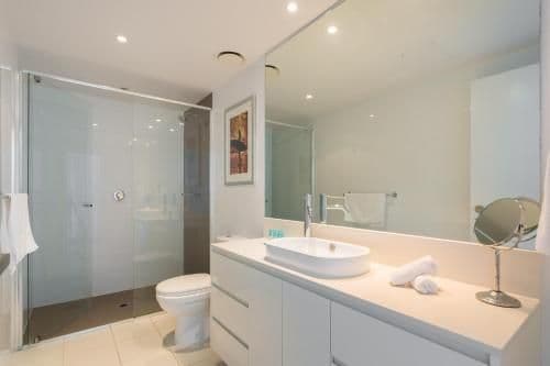Two bedroom, two bathroom level 18 ocean view