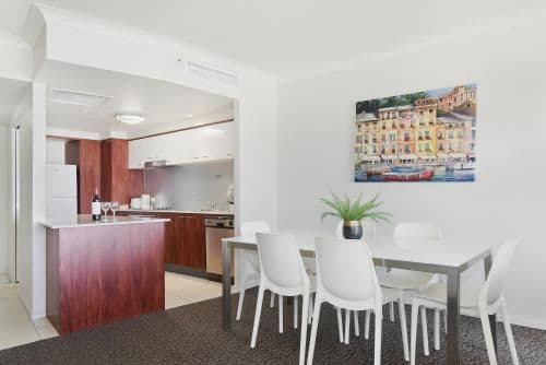 Premium Two-Bed Two-Bathroom Ocean View Apartment