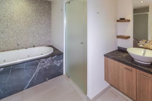 2 Bedroom Luxury Private Apartment | 307