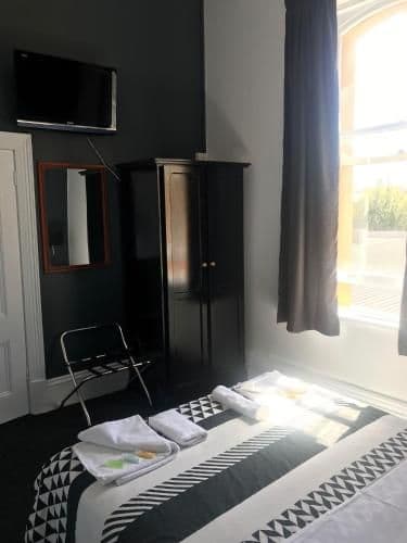 Double Room with Shared Bathroom