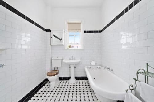 Two-Bedroom Suite - Lightkeeper's B&B Suite