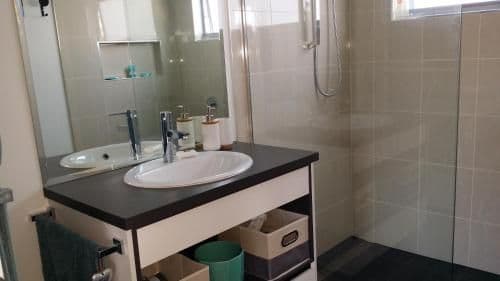 Deluxe Queen Suite