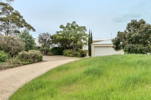 Four-Bedroom Holiday Home