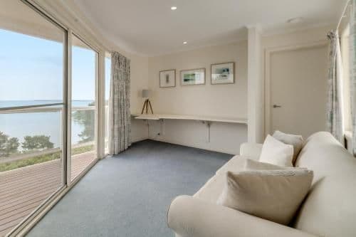 Four-Bedroom Holiday Home